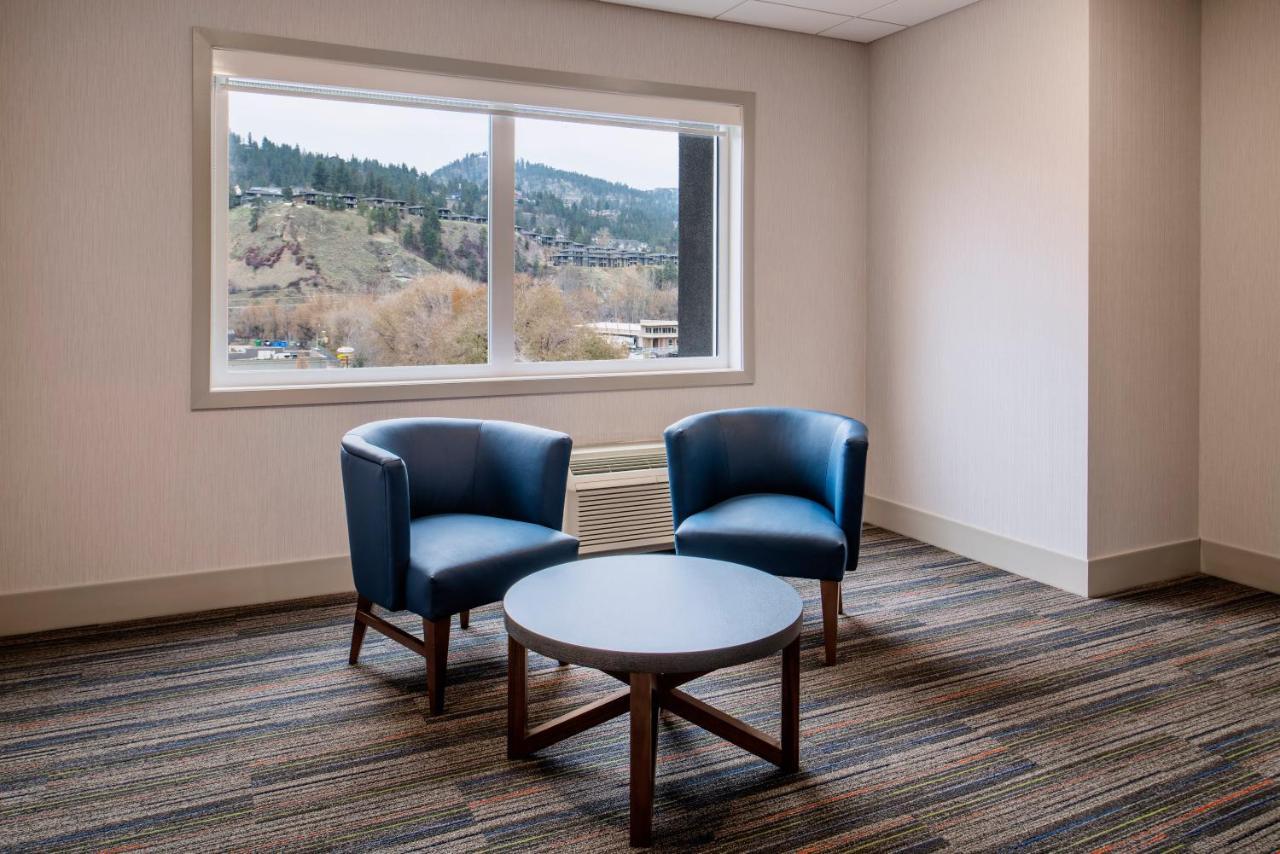 Holiday Inn Express & Suites Kelowna - East By Ihg Eksteriør billede